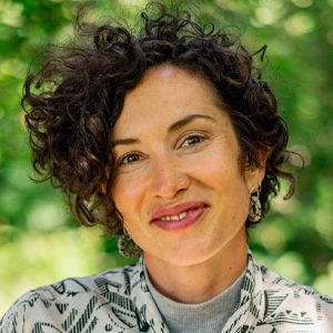 Anna Croucher Headshot